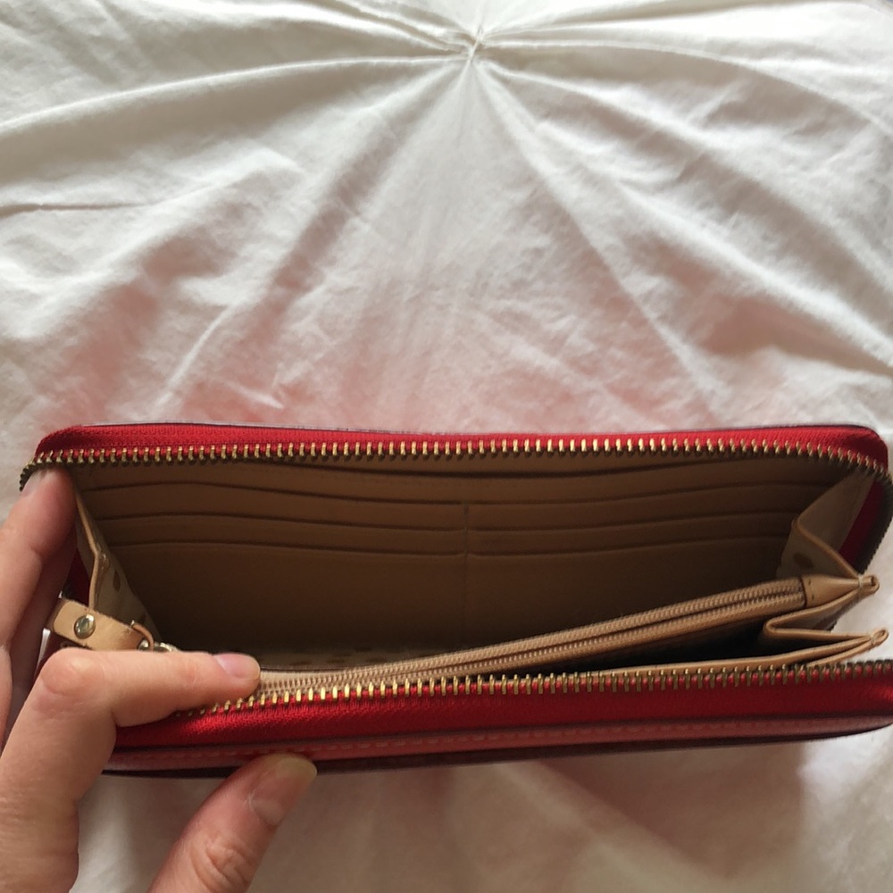 Kate Spade Red Wallet - Picture 4 of 9